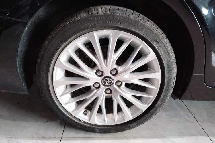 Used Toyota Camry 2019 2.5G Luxury Edition China VI Standard Right Rear Wheel Hub