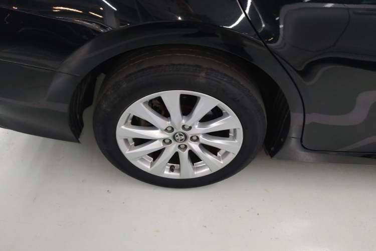 Used Toyota Camry 2019 Revised Version 2.0G Luxury Edition Right Rear Wheel Hub