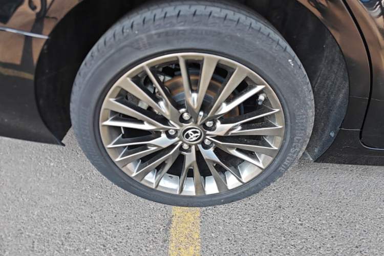 Used Toyota Camry 2019 2.0G Luxury Edition China VI Standard Right Rear Wheel Hub