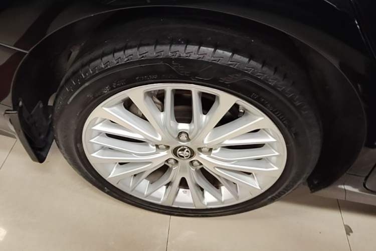 Used Toyota Camry 2019 2.5G Luxury Edition China VI Standard Right Rear Wheel Hub