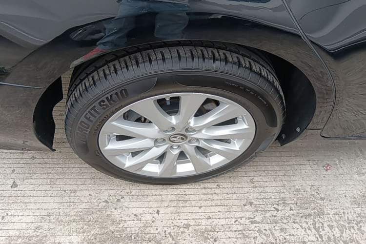 Used Toyota Camry 2019 2.0G Luxury Edition China VI Standard Right Rear Wheel Hub