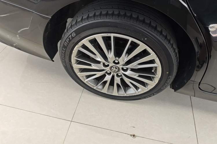 Used Toyota Camry 2019 Dual-Engine 2.5 HG Luxury Edition China VI Standard Right Rear Wheel Hub