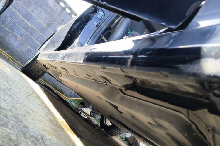 Used Toyota Camry 2019 2.5G Luxury Edition China VI Standard Right Side Sill