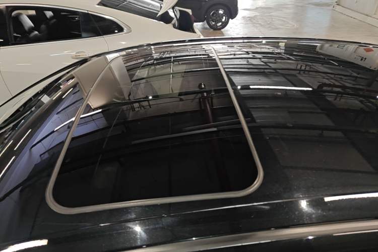 Used Toyota Camry 2019 Revised Version 2.0G Luxury Edition Roof