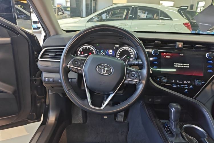 Used Toyota Camry 2019 2.5G Luxury Edition China VI Standard Steering Wheel