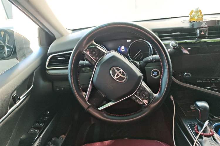 Used Toyota Camry 2019 2.0G Luxury Edition China VI Standard Steering Wheel