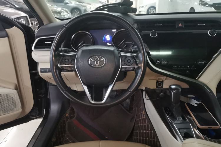 Used Toyota Camry 2019 2.0G Luxury Edition China VI Standard Steering Wheel