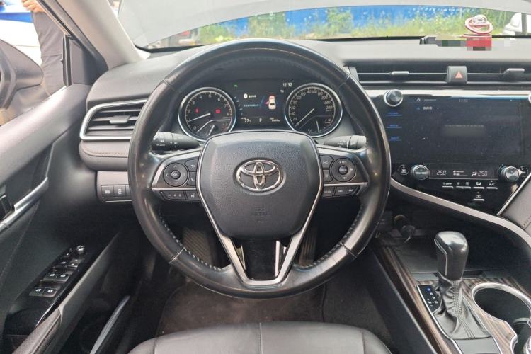 Used Toyota Camry 2019 2.0G Luxury Edition China VI Standard Steering Wheel