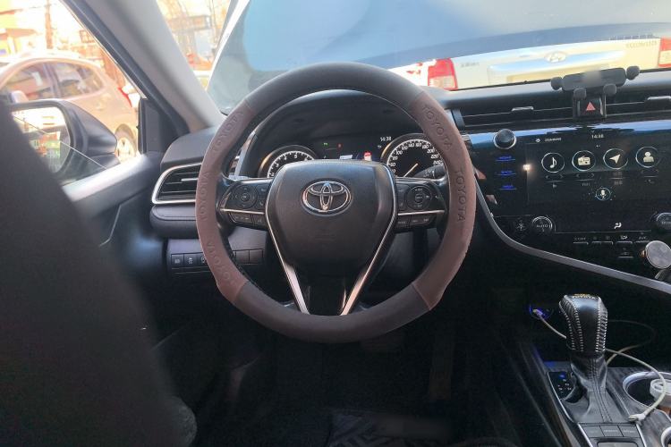 Used Toyota Camry 2019 2.5G Luxury Edition China VI Standard Steering Wheel