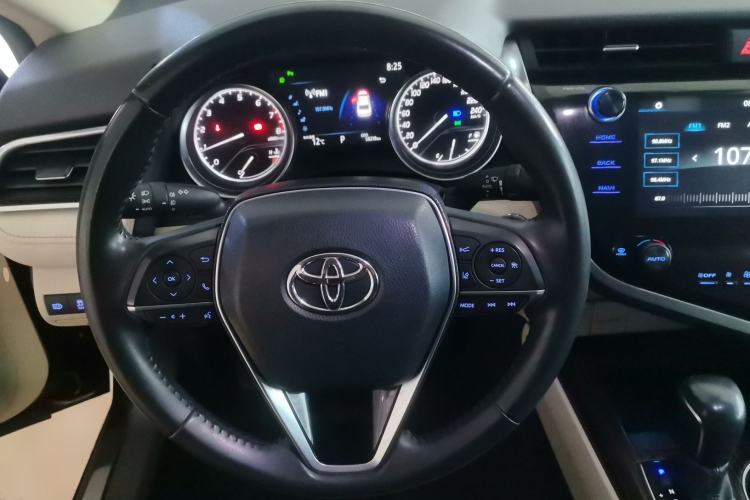 Used Toyota Camry 2019 2.5G Luxury Edition China VI Standard Steering Wheel