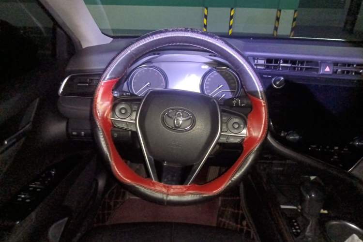 Used Toyota Camry 2019 2.0G Luxury Edition China VI Standard Steering Wheel