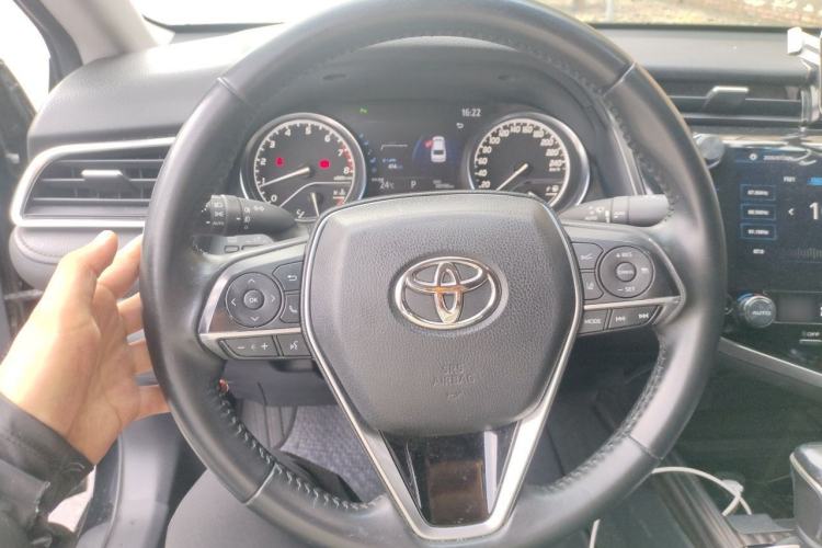 Used Toyota Camry 2019 2.0G Luxury Edition China VI Standard Steering Wheel