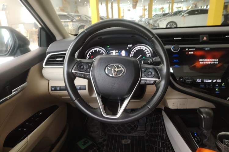 Used Toyota Camry 2019 Revised Version 2.0G Luxury Edition Steering Wheel