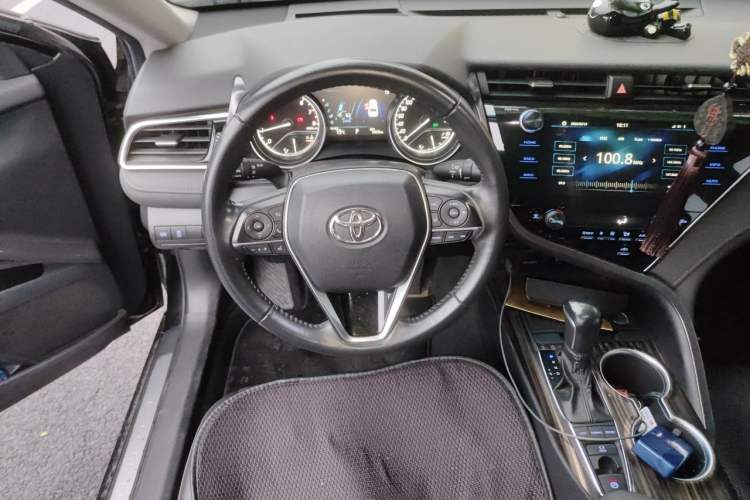 Used Toyota Camry 2019 2.5G Luxury Edition China VI Standard Steering Wheel