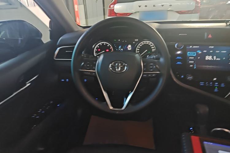 Used Toyota Camry 2019 2.5G Luxury Edition China VI Standard Steering Wheel