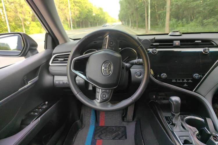 Used Toyota Camry 2019 Revised Version 2.0G Luxury Edition Steering Wheel