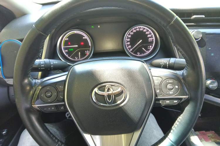 Used Toyota Camry 2019 Revised Version Dual-Engine 2.5 HG Luxury Edition Steering Wheel