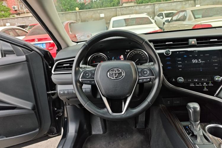 Used Toyota Camry 2019 2.0G Luxury Edition China VI Standard Steering Wheel