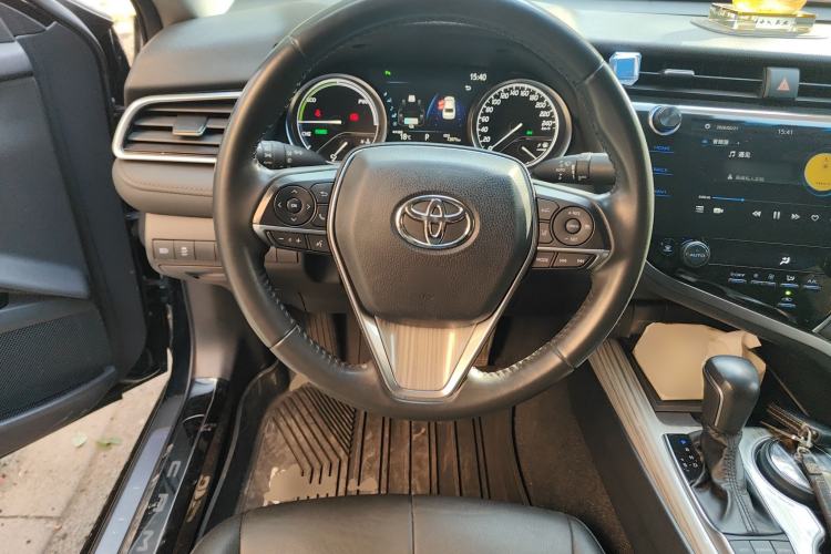 Used Toyota Camry 2019 Dual-Engine 2.5 HG Luxury Edition China V Standard Steering Wheel