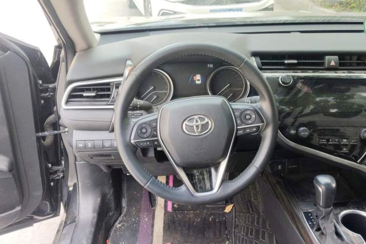Used Toyota Camry 2019 Revised Version 2.0G Luxury Edition Steering Wheel