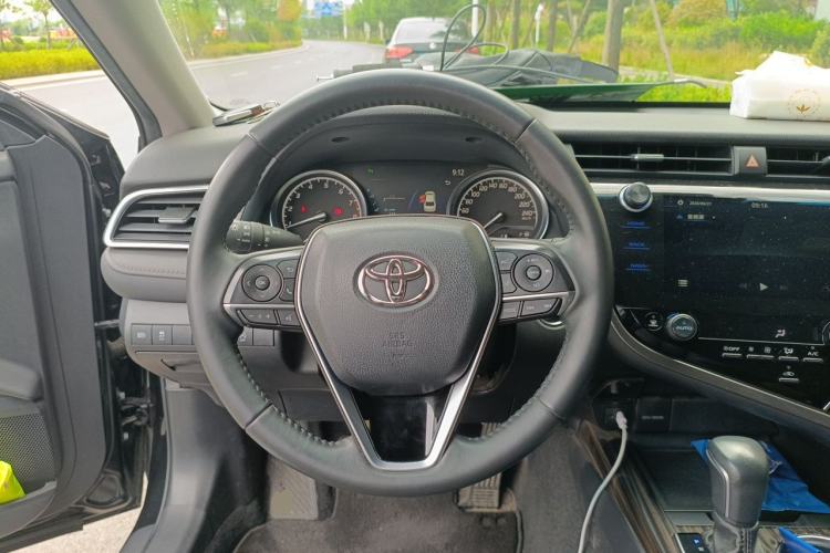 Used Toyota Camry 2019 Revised Version 2.0G Luxury Edition Steering Wheel