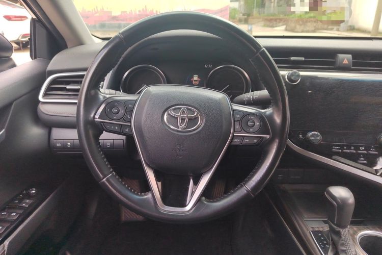 Used Toyota Camry 2019 2.5G Luxury Edition China VI Standard Steering Wheel