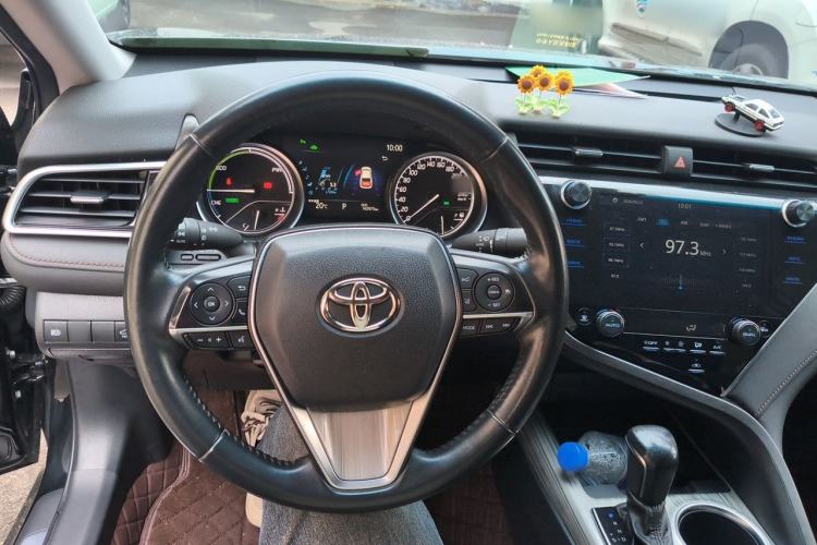 Used Toyota Camry 2019 Revised Version Dual-Engine 2.5 HG Luxury Edition Steering Wheel