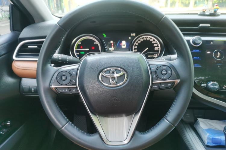 Used Toyota Camry 2019 Revised Version Dual-Engine 2.5 HG Luxury Edition Steering Wheel