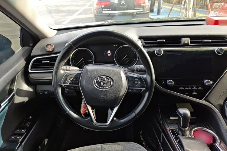 Used Toyota Camry 2019 2.0G Luxury Edition China VI Standard Steering Wheel