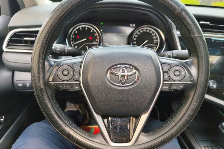 Used Toyota Camry 2019 2.5G Luxury Edition China VI Standard Steering Wheel