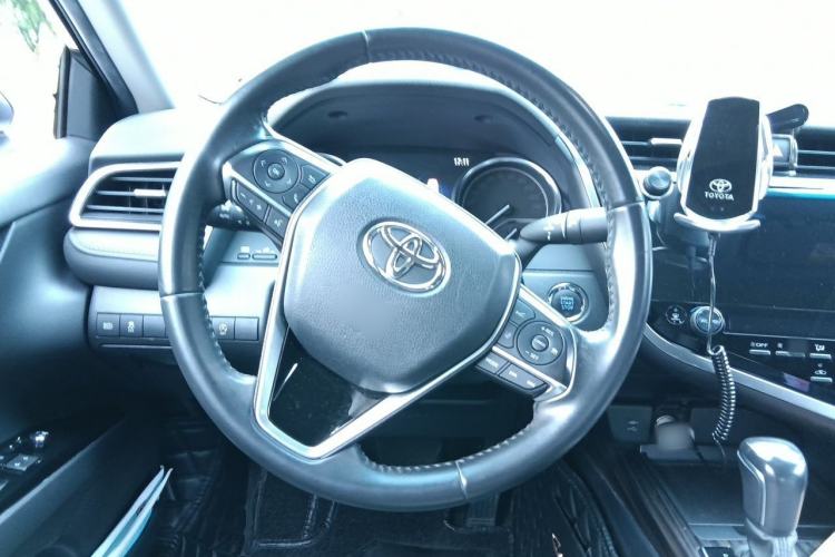 Used Toyota Camry 2019 2.5G Luxury Edition China VI Standard Steering Wheel
