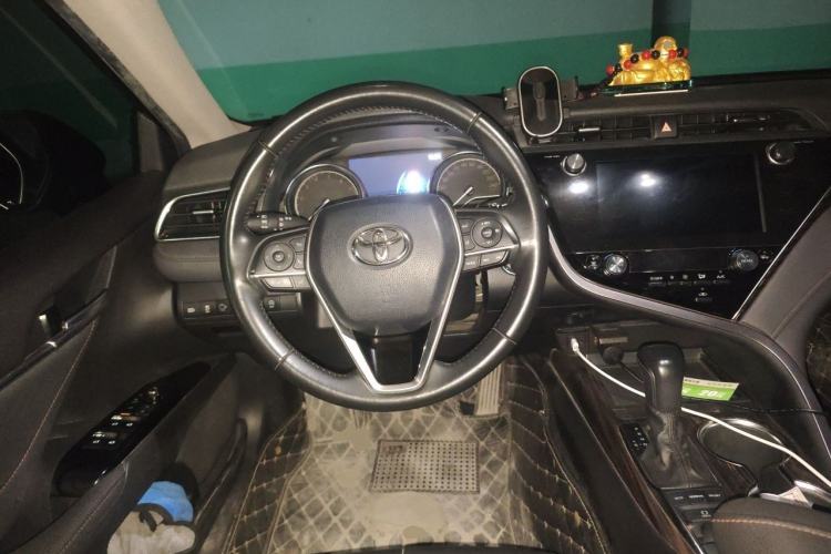 Used Toyota Camry 2019 2.5G Luxury Edition China VI Standard Steering Wheel