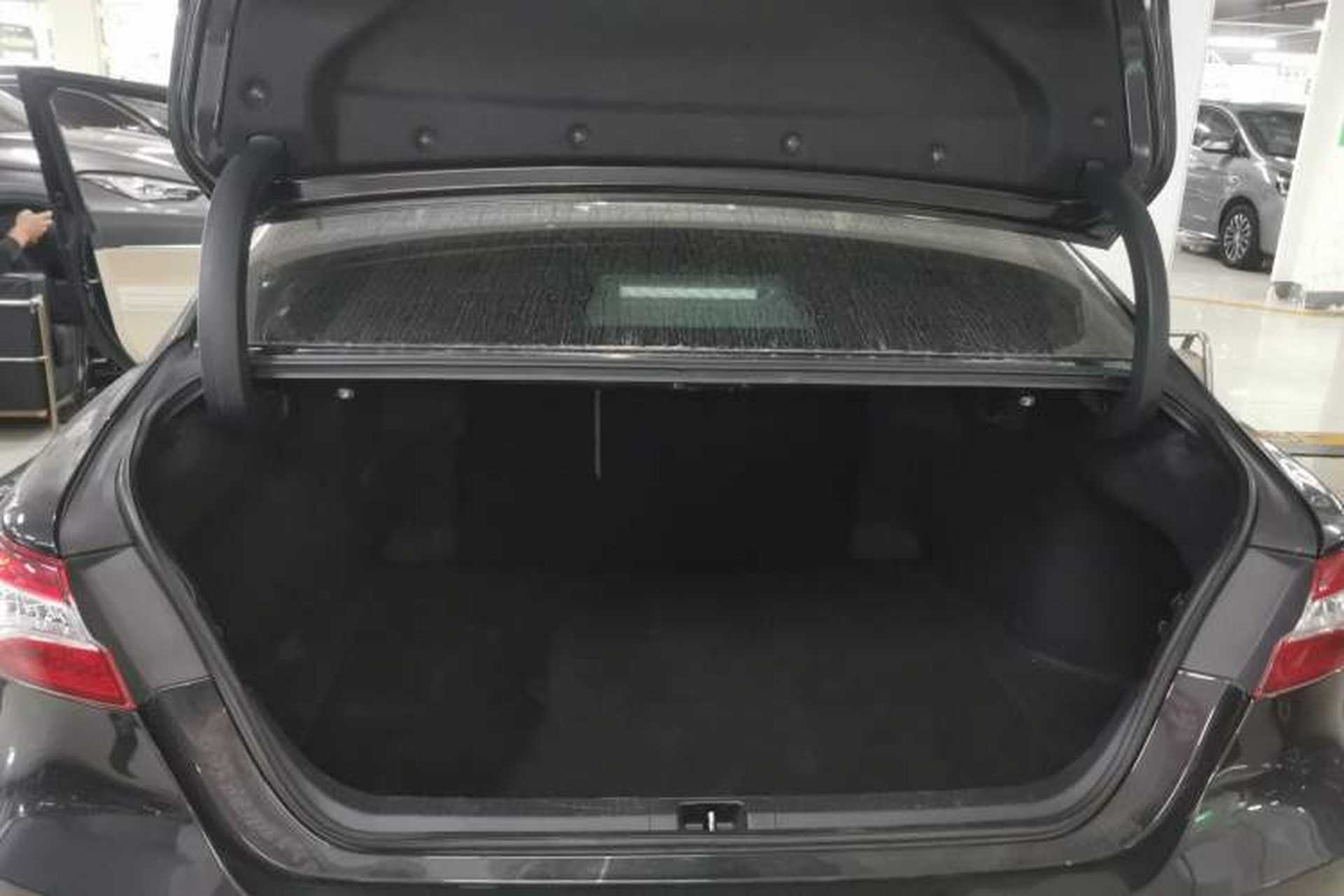 Used Toyota Camry 2019 2.0G Luxury Edition China VI Standard Trunk