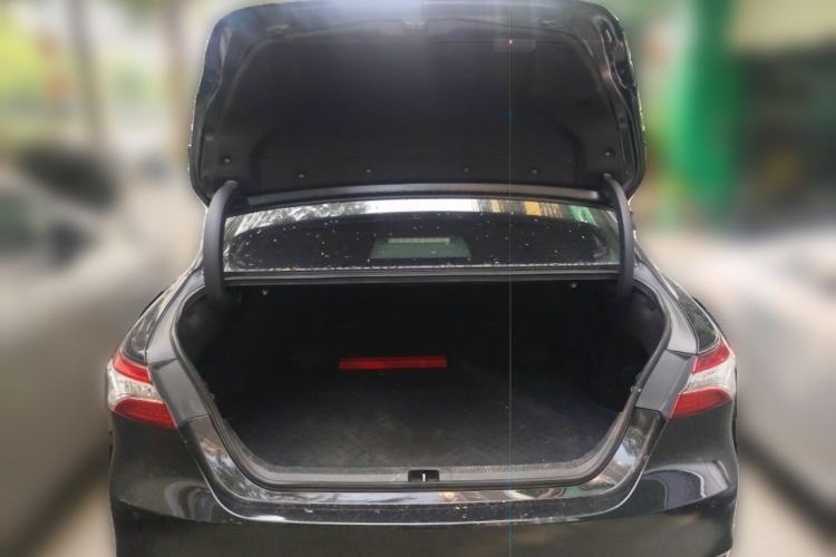 Used Toyota Camry 2019 2.5G Luxury Edition China VI Standard Trunk