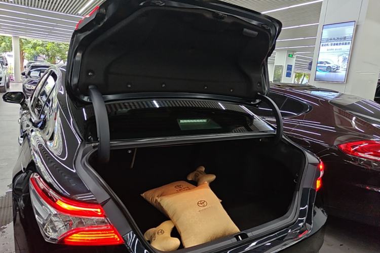 Used Toyota Camry 2019 2.0G Luxury Edition China VI Standard Trunk