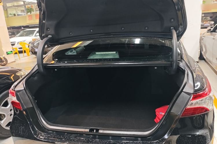 Used Toyota Camry 2019 2.5G Luxury Edition China VI Standard Trunk