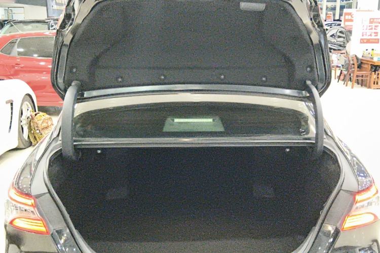 Used Toyota Camry 2019 2.5G Luxury Edition China VI Standard Trunk