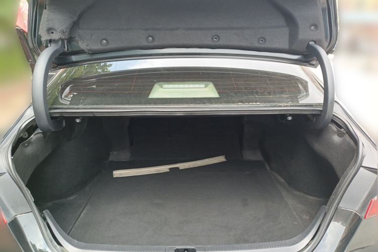 Used Toyota Camry 2019 2.0G Luxury Edition China VI Standard Trunk