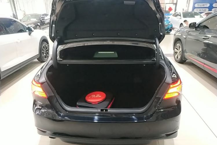 Used Toyota Camry 2019 Revised Version Dual-Engine 2.5 HG Luxury Edition Trunk