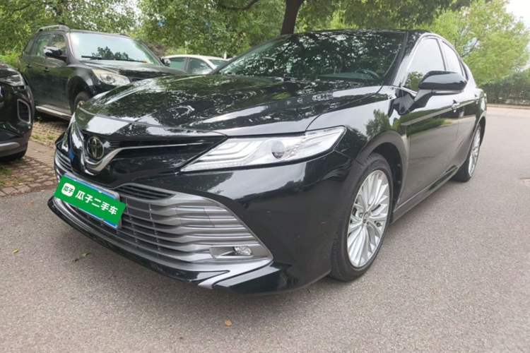 Used Toyota Camry 2019 Revised Version 2.5G Luxury Edition Guazi used car, China used car export, Used car for sale, Used  cars, Cheapest cars for sale
