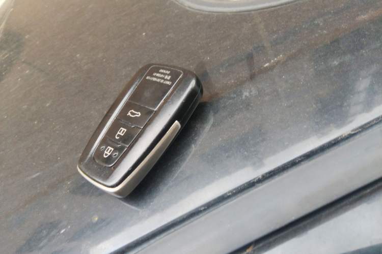 Used Toyota Camry 2019 2.0G Luxury Edition China V Standard Vehicle Key