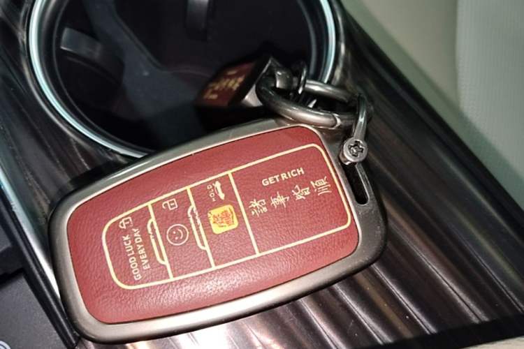 Used Toyota Camry 2019 2.5G Luxury Edition China VI Standard Vehicle Key