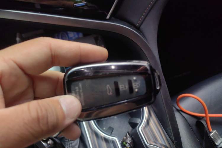 Used Toyota Camry 2019 2.5G Luxury Edition China VI Standard Vehicle Key
