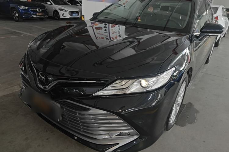 Used Toyota Camry 2019 Revised Version 2.0G Luxury Edition Guazi used car, China used car export, Used car for sale, Used Toyota cars, Cheapest cars for sale