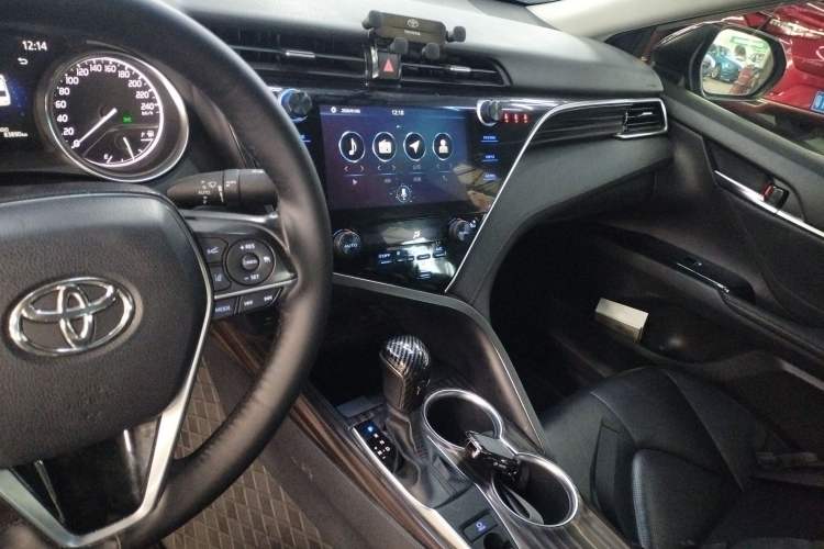 Used Toyota Camry 2019 2.0G Luxury Edition China VI Standard Audio And AC Panel