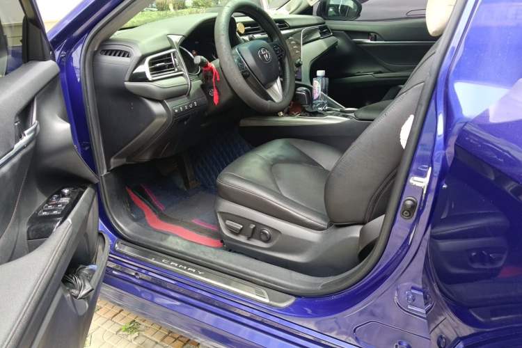 Used Toyota Camry 2019 Revised Version Dual-Engine 2.5HQ Flagship Edition Driver Seat