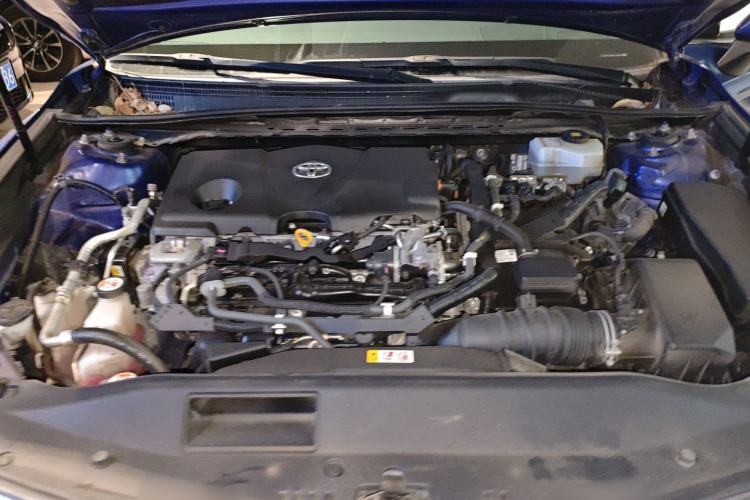 Used Toyota Camry 2019 Dual-Engine 2.5 HG Luxury Edition China VI Standard Engine Bay