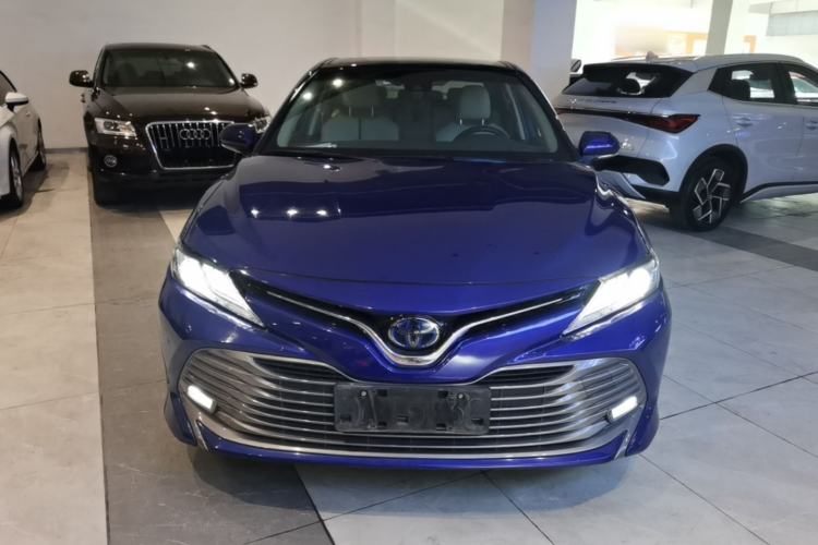 Used Toyota Camry 2019 Dual-Engine 2.5 HG Luxury Edition China VI Standard Front