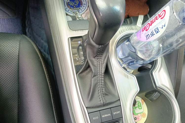 Used Toyota Camry 2019 Revised Version Dual-Engine 2.5HQ Flagship Edition Gear Lever