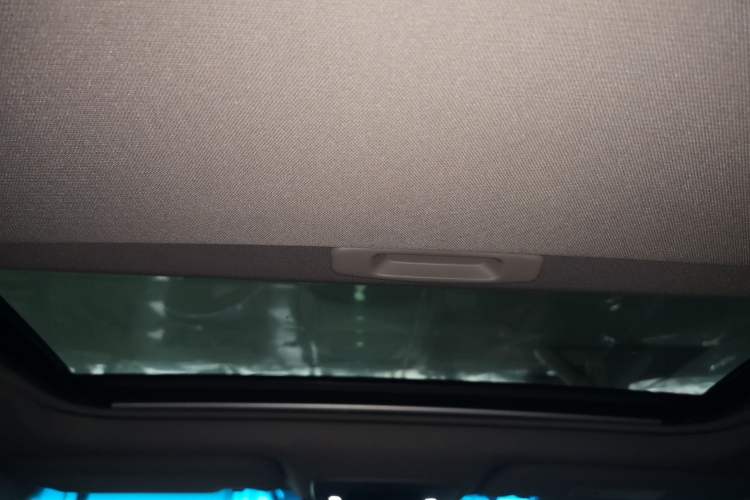 Used Toyota Camry 2019 2.0G Luxury Edition China VI Standard Headliner